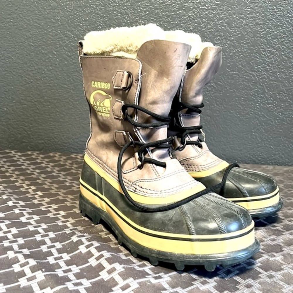 Sorel Caribou Waterproof Women’s Winter Boots. Sz9